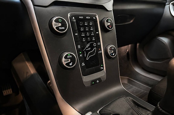 Volvo V40 16 of 17
