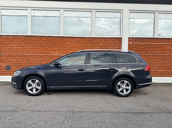 Volkswagen Passat 3 of 5