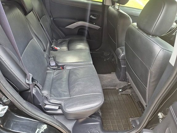 Mitsubishi Outlander 8 of 9