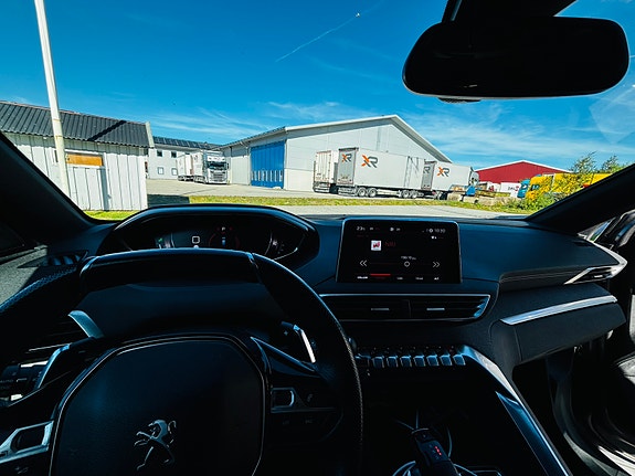 Peugeot 5008 5 of 5
