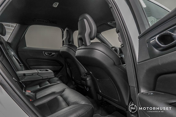 Volvo XC60 11 of 23