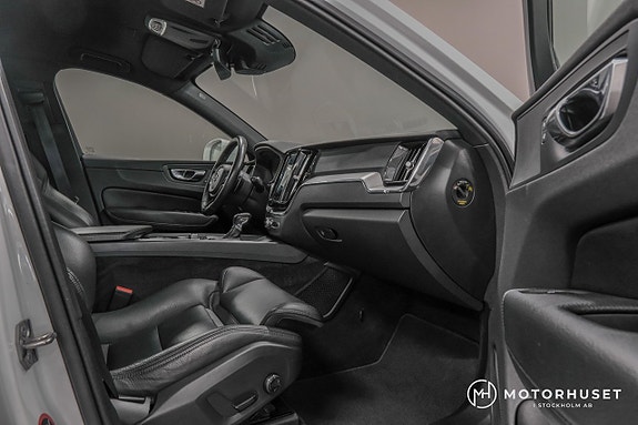 Volvo XC60 9 of 23