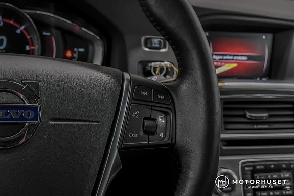 Volvo V60 Cross Country 17 of 19