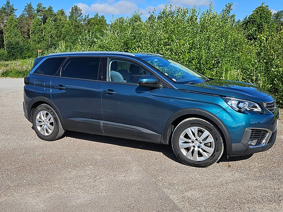 Peugeot 5008 9 of 20