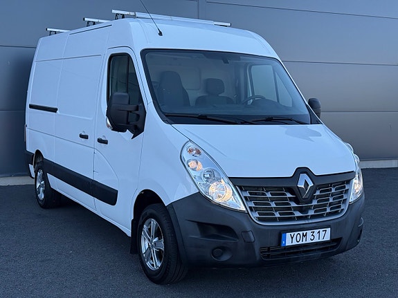 Renault Master 8 of 30