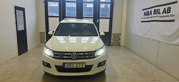 Volkswagen Tiguan 3 of 5