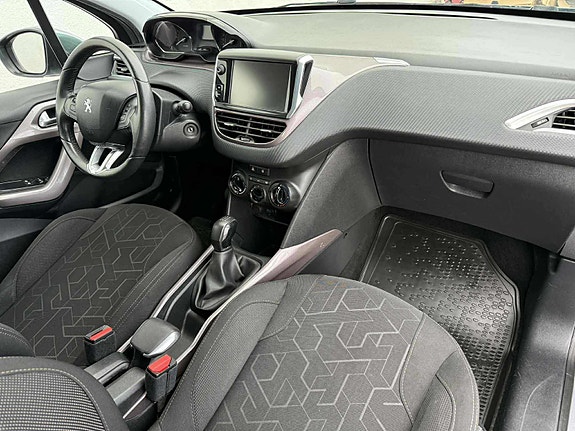 Peugeot 2008 10 of 13