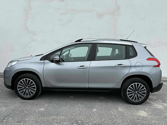 Peugeot 2008 4 of 5