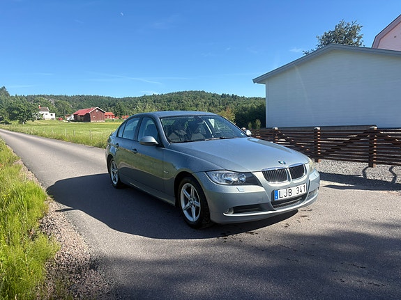 BMW 318d 3 of 6