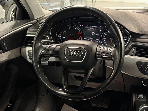 Audi A4 12 of 27