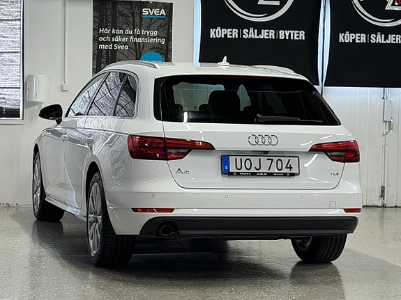 Audi A4 5 of 27