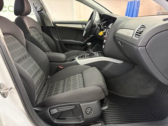 Audi A4 27 of 30