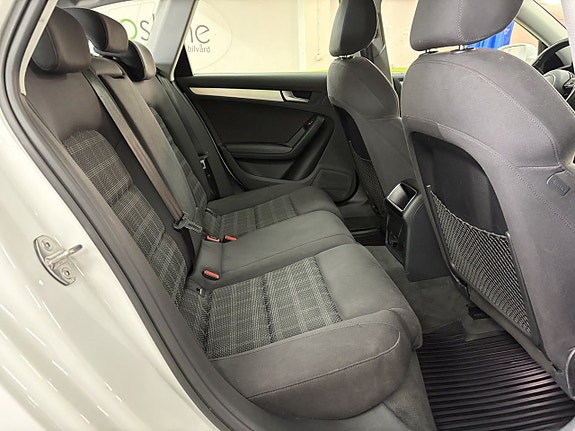 Audi A4 26 of 30