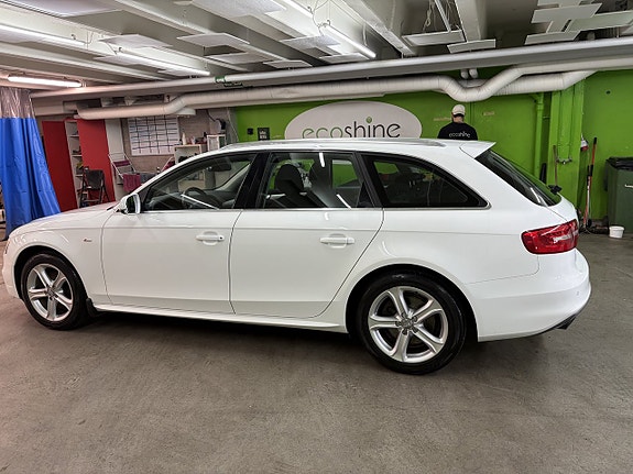 Audi A4 6 of 30