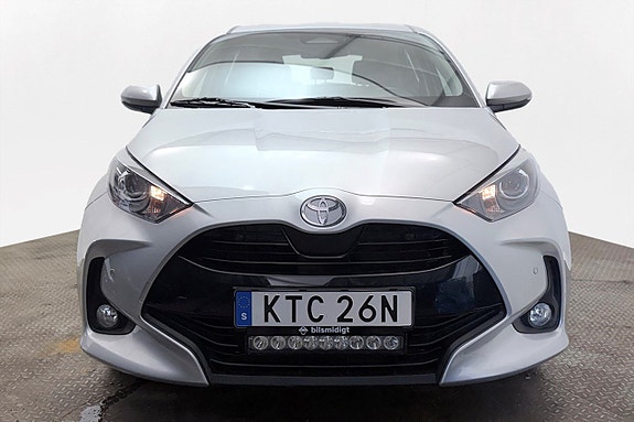 Toyota Yaris 3 of 23