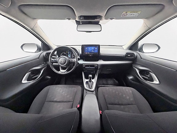 Toyota Yaris 15 of 23