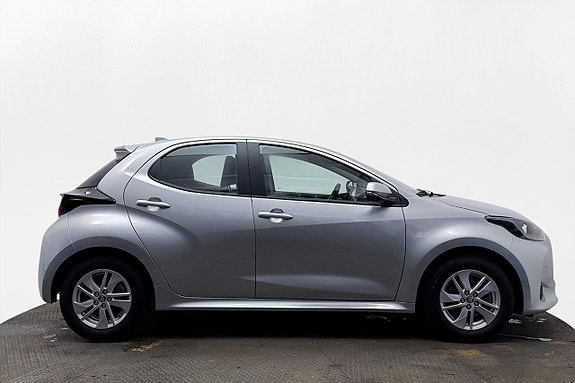 Toyota Yaris 5 of 23