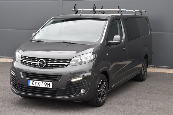Opel Vivaro 11 of 25