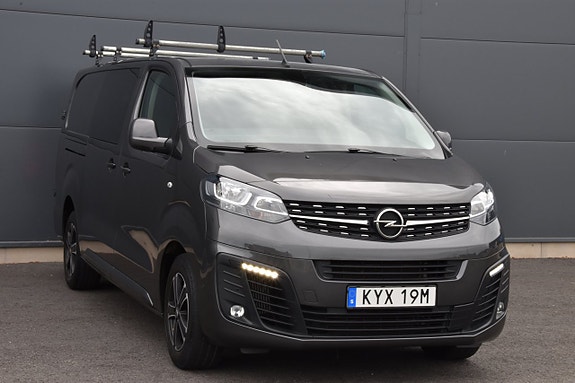 Opel Vivaro 9 of 25
