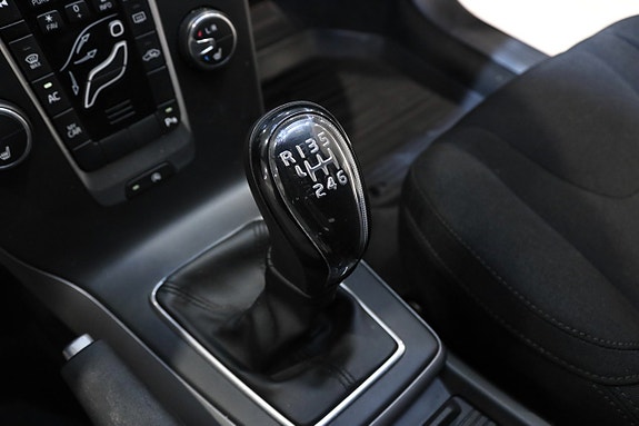 Volvo V40 18 of 23