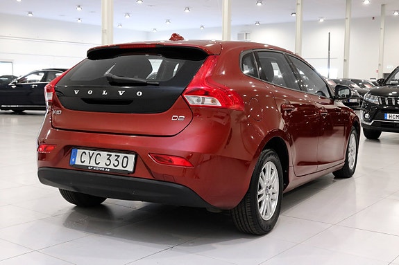 Volvo V40 4 of 5
