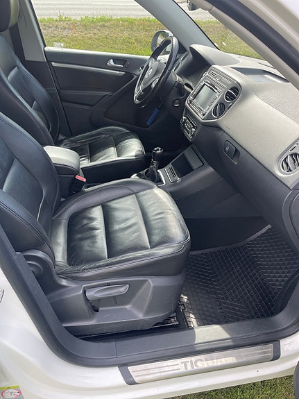 Volkswagen Tiguan 7 of 9