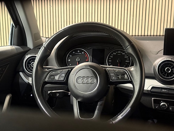 Audi Q2 14 of 27