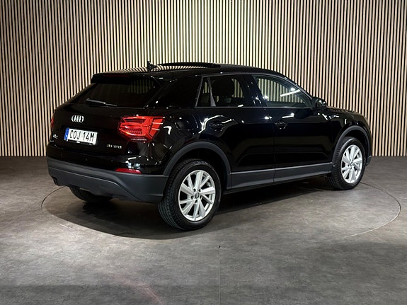 Audi Q2 4 of 5