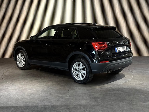 Audi Q2 7 of 27