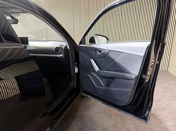 Audi Q2 25 of 27