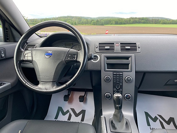 Volvo V50 12 of 18
