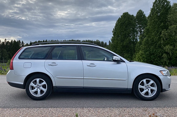 Volvo V50 6 of 18