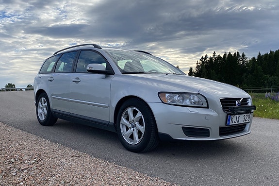 Volvo V50 7 of 18