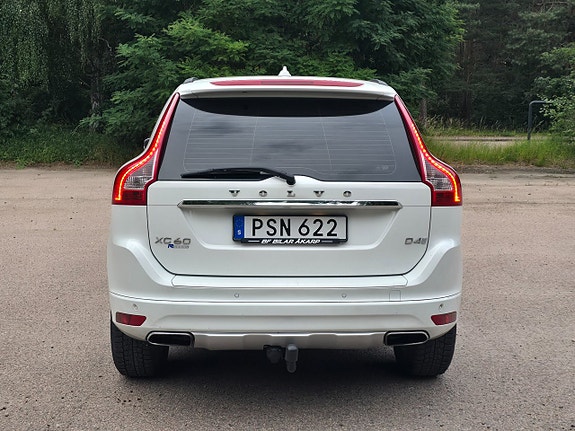 Volvo XC60 9 of 20