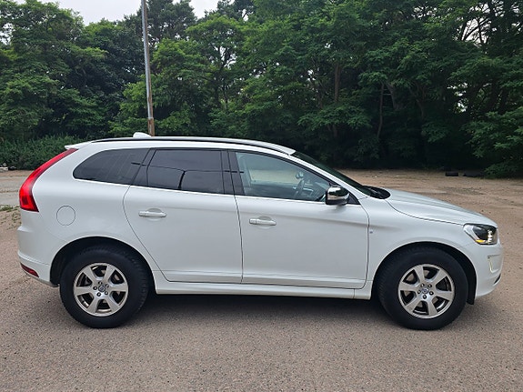 Volvo XC60 5 of 20