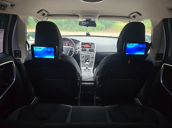 Volvo XC60 18 of 20