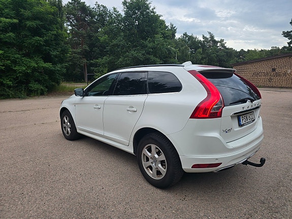 Volvo XC60 7 of 20