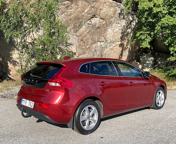 Volvo V40 4 of 8