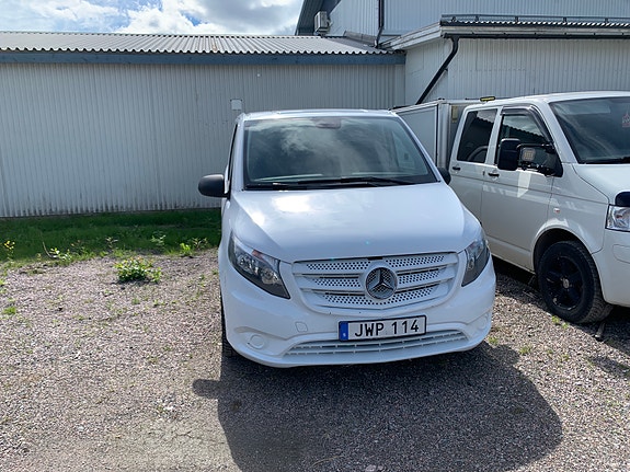 Mercedes-Benz Vito 114 2 of 4