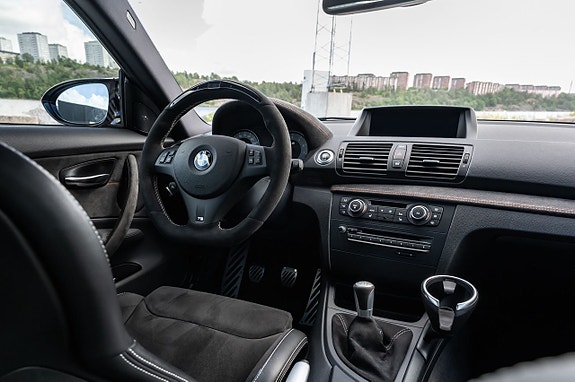 BMW 1M 4 of 5