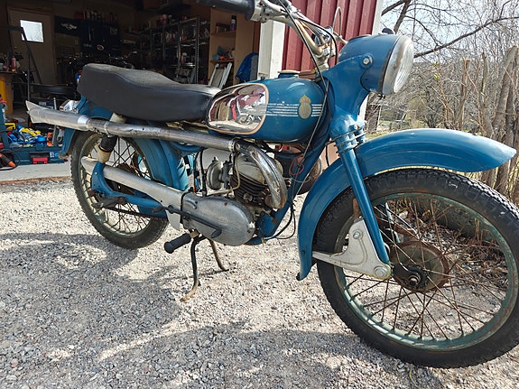 Husqvarna 281 Sport 2 of 5