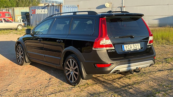 Volvo XC70 4 of 5