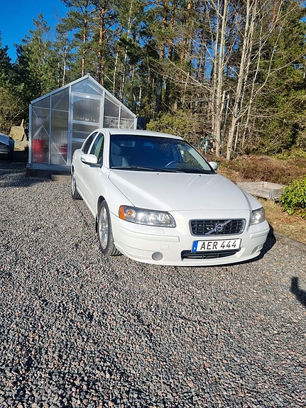 Volvo S60 3 of 12