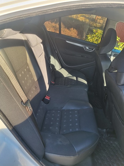Volvo S60 10 of 12