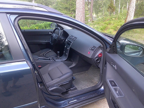 Volvo V50 9 of 11