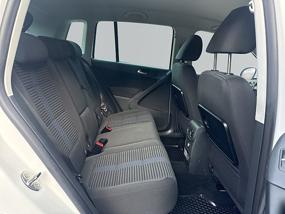 Volkswagen Tiguan 9 of 19