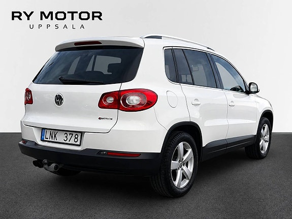 Volkswagen Tiguan 4 of 5