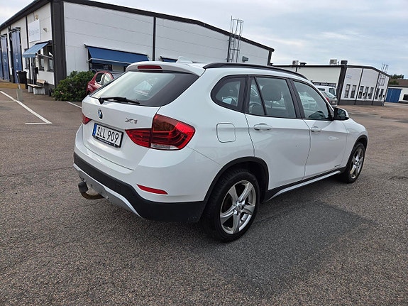 BMW X1 4 of 10