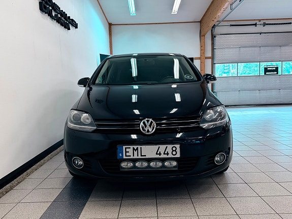 Volkswagen Golf Plus 2 of 16