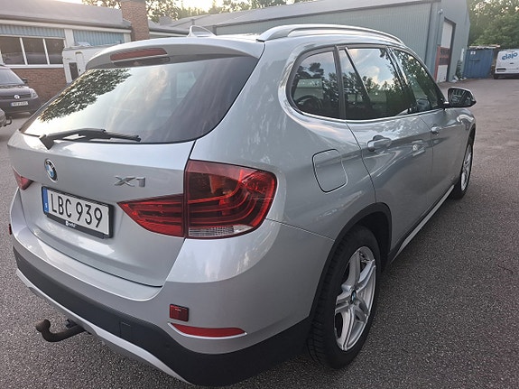 BMW X1 5 of 5